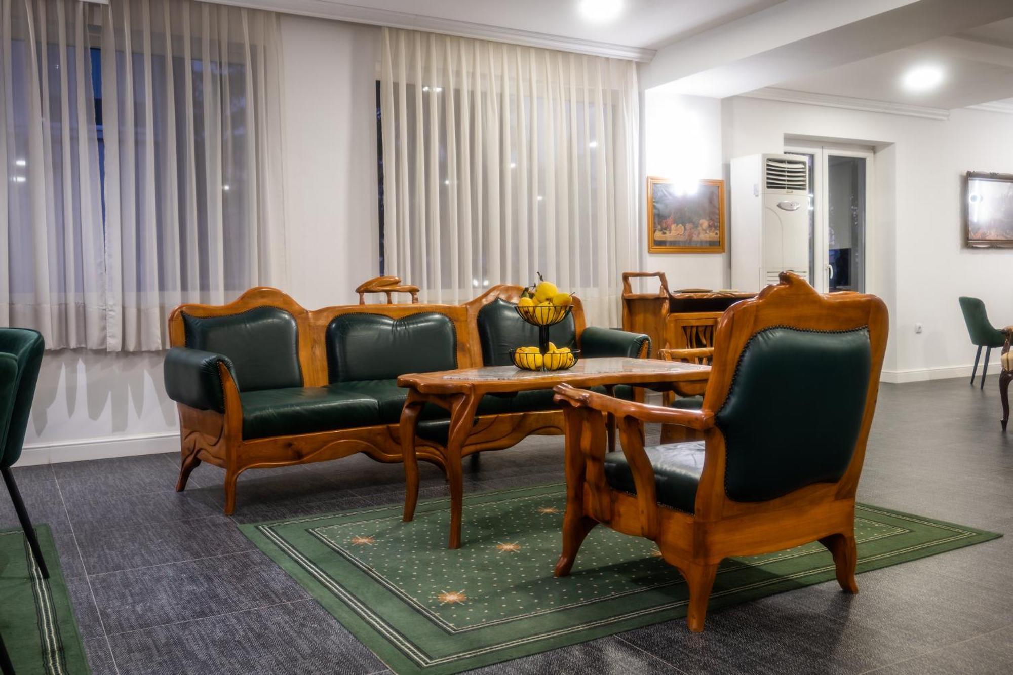 Hotel Mio City Kula المظهر الخارجي الصورة